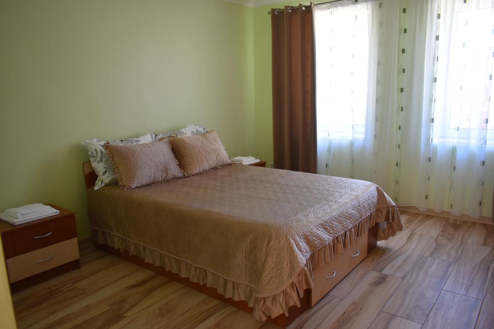 Transilvania Rent Hunedoara Exterior foto